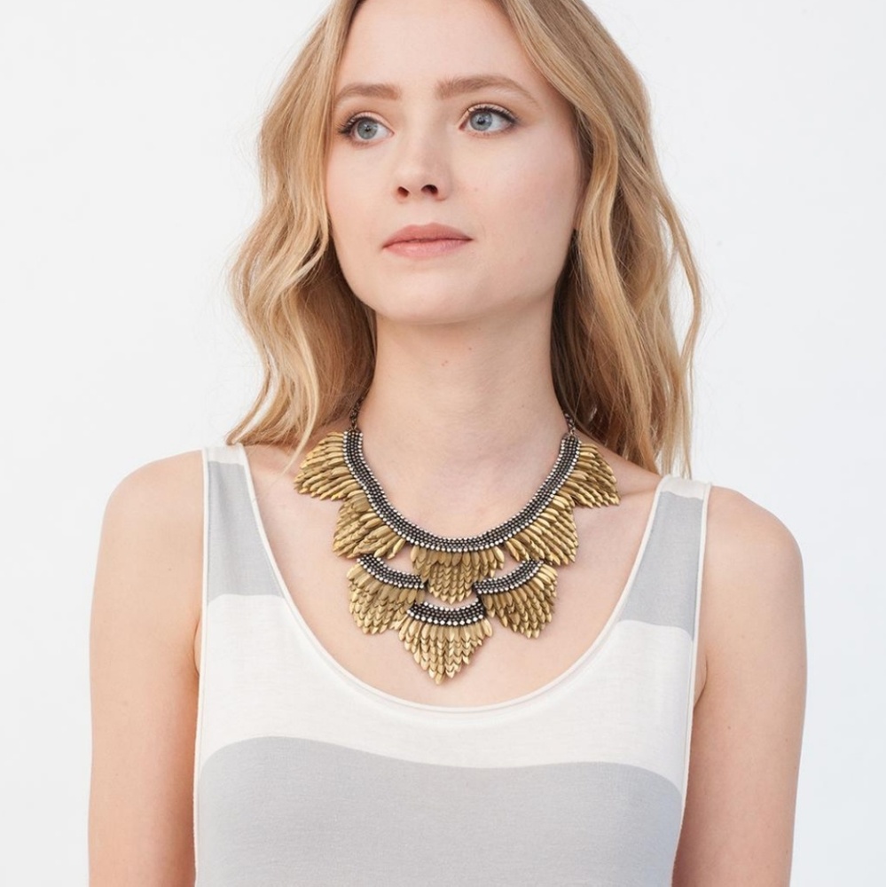 DEEPA GURNANI Jaliyah Layered Feather Bib Necklace